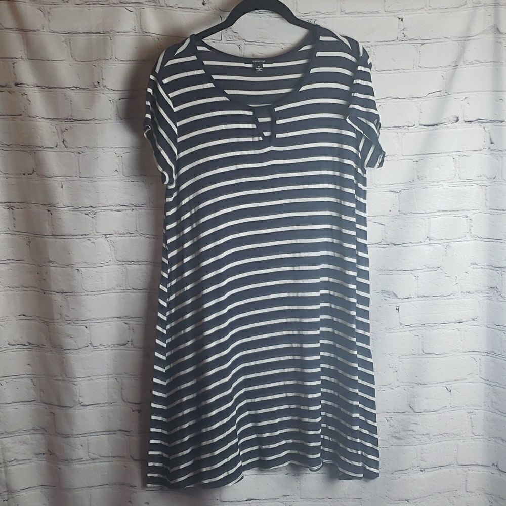 Navy Blue Stripped Espresso Dress 👗 💙